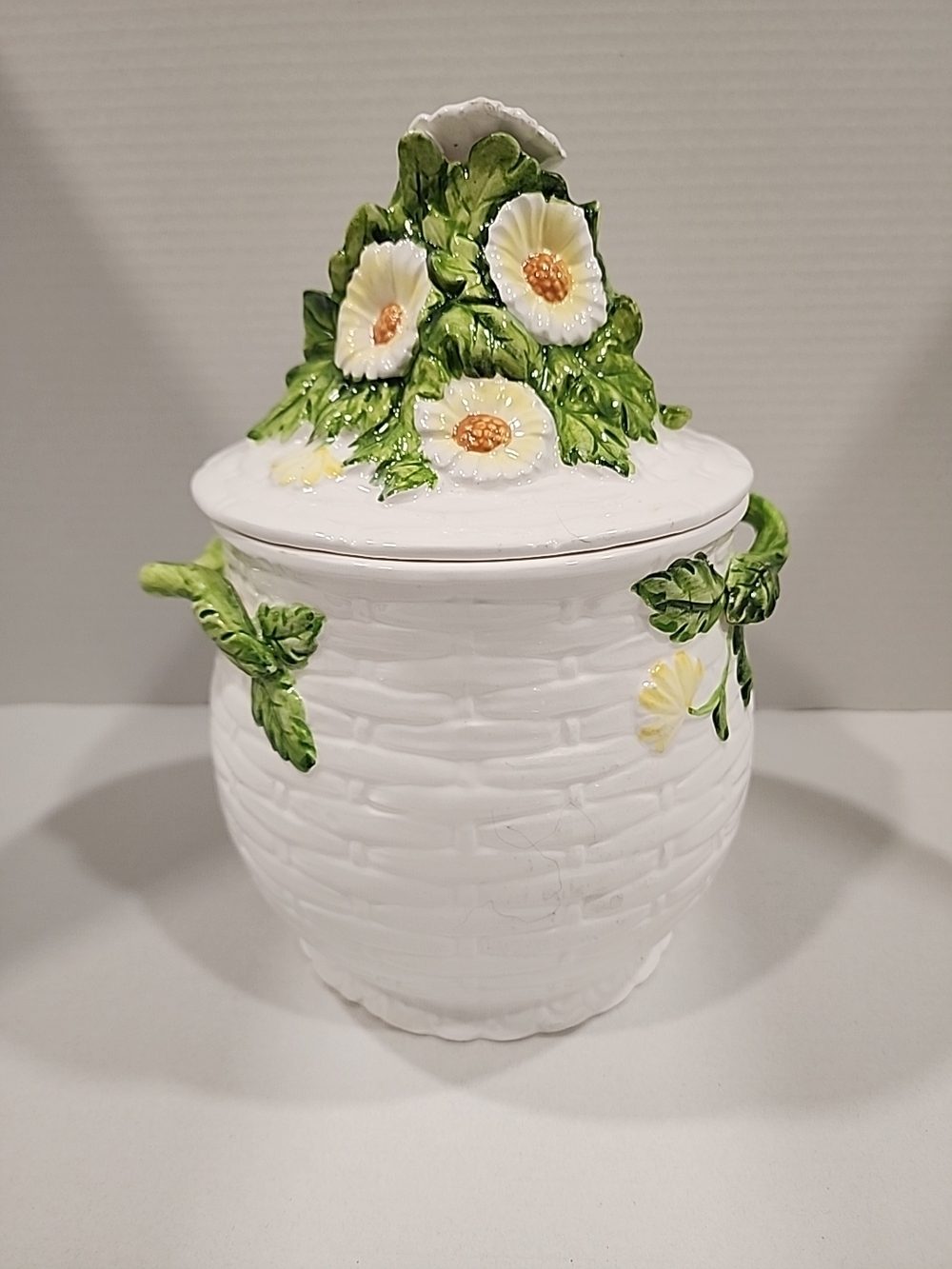 Vintage Z Lefton Rustic Daisy Basket Weave Cookie Jar Canister Cottagecore #3859